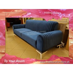 Cushioned Sofa Moha